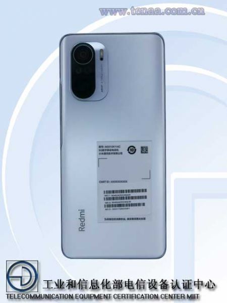 
						Redmi K40 и Redmi K40 Pro появились на первых «живых» фотографиях с камерами, как у Xiaomi Mi 11
					